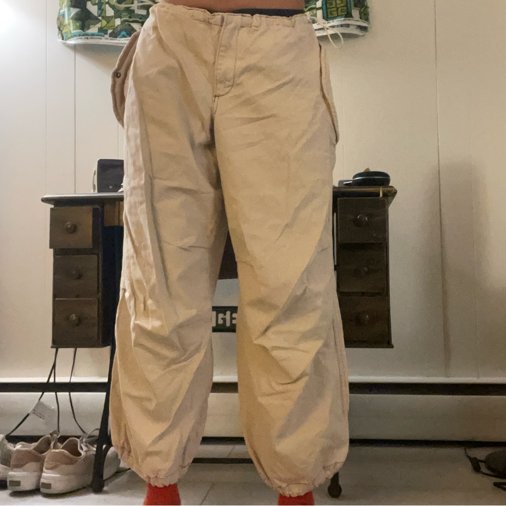 BDG Urban Outfitters baggy cargo pants